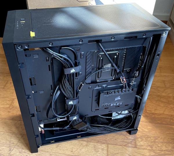 Airflow case (back) Airflow case (back)