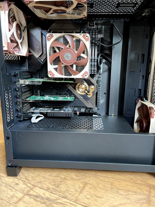 Airflow case (front) Airflow case (front)