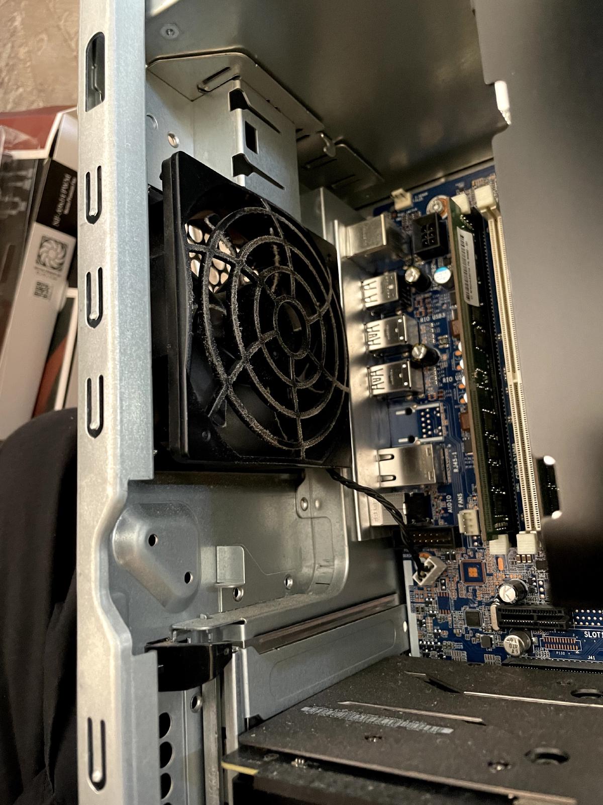Silent HP Z440 workstation replacing noisy fans (2021) Michael